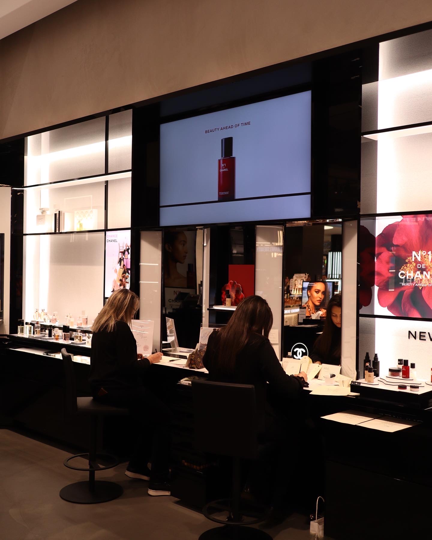 Mellor & Rose Chanel Calligraphers 2022